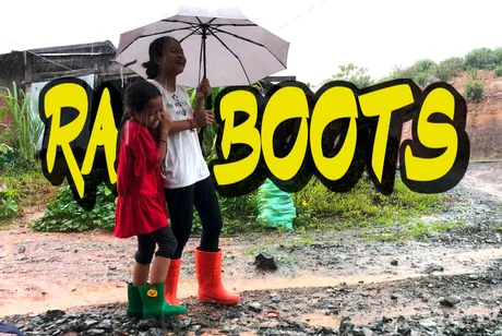 BOOTS.JPG